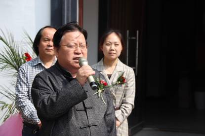 7db96471a1c86f99762c13b00b5e1d5